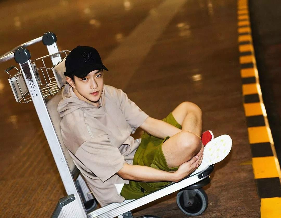 屈楚萧被扒黑料 屈楚萧事件是什么