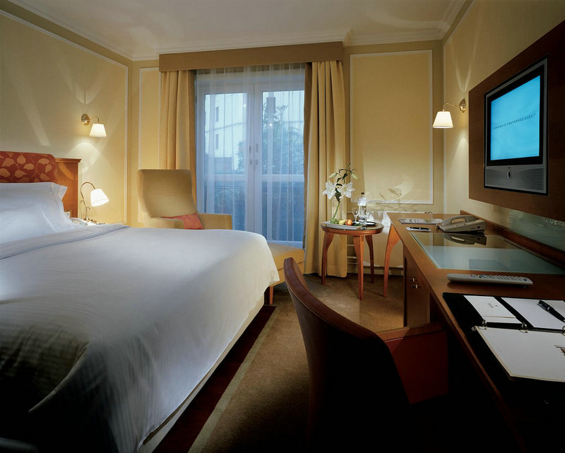 震惊世界！海底竟发现神秘人类