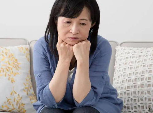 真人生孩子真人生孩子难产猛按肚子